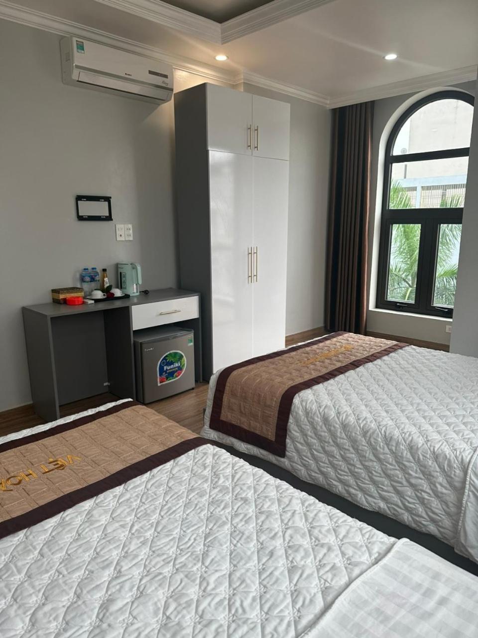 Viet Hoang Hotel ฮาลอง ภายนอก รูปภาพ