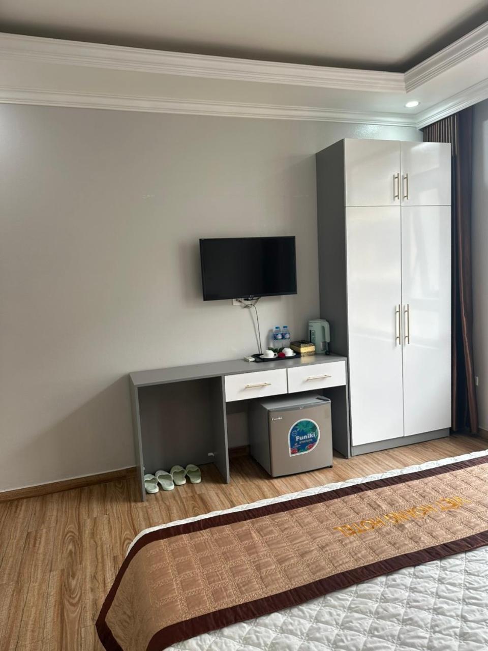 Viet Hoang Hotel ฮาลอง ภายนอก รูปภาพ